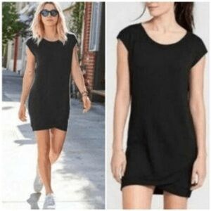 Athleta womens Criss cross hem muscle sleeve dress size medium